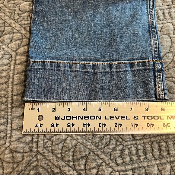 Bagatelle Blue Flare & Wide Leg
Cropped Jeans Sz 28 - Picture 11 of 12